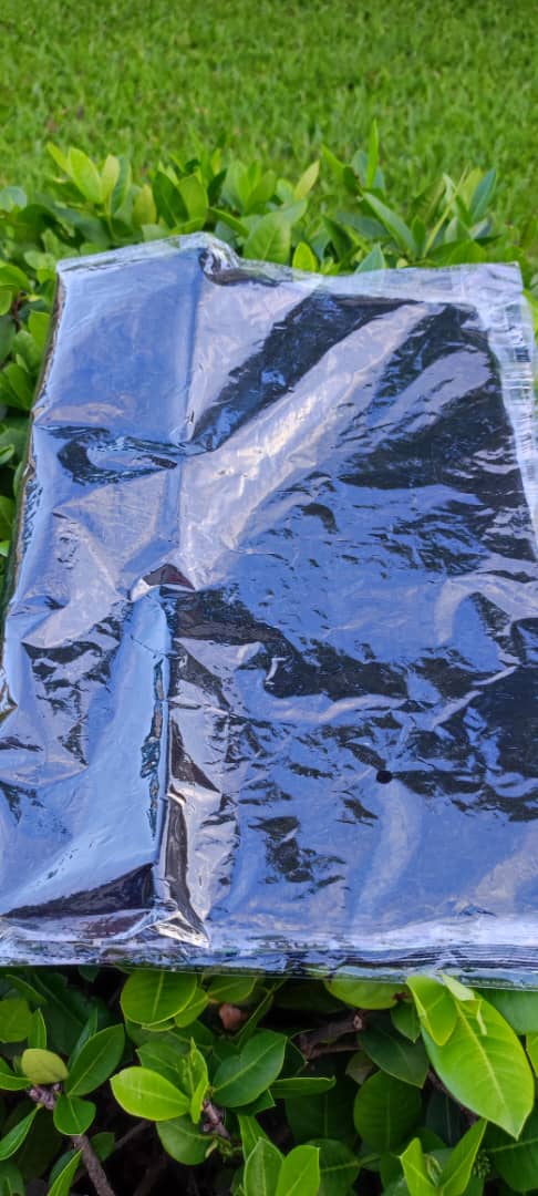 Foulard Soyeux Floral respirant et léger Diverses Couleurs