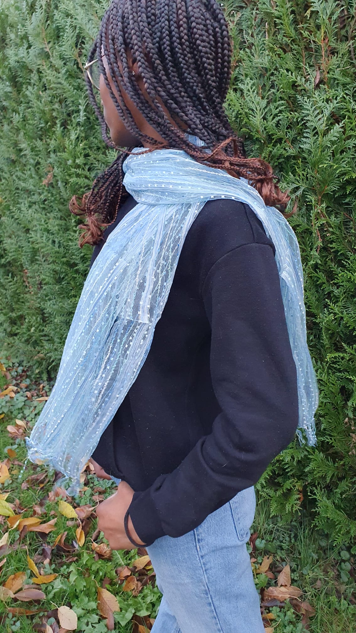 Foulard Soyeux Floral respirant et léger Diverses Couleurs