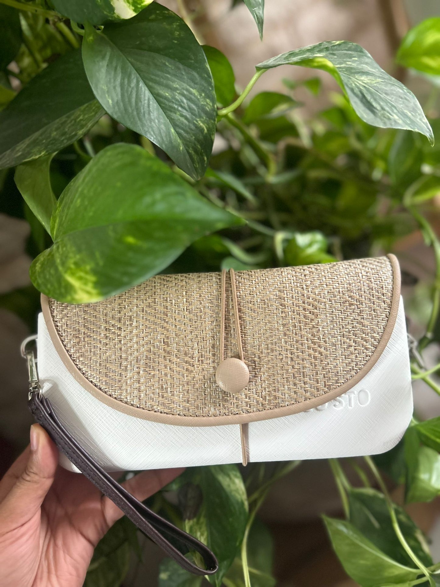 Pochette Ju'stO avec coque en plastique Diverses Variantes